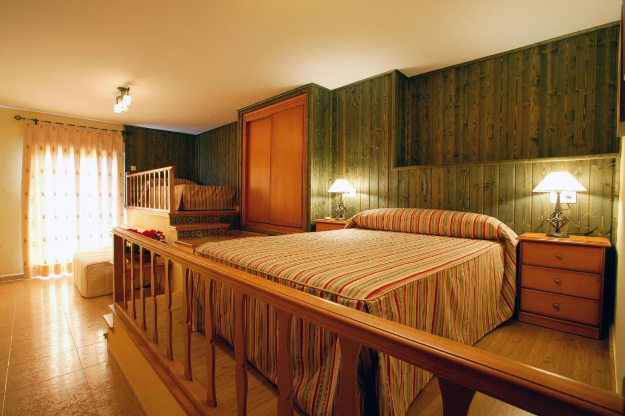 Apartamentos Hotel 77 Ayora ภายนอก รูปภาพ